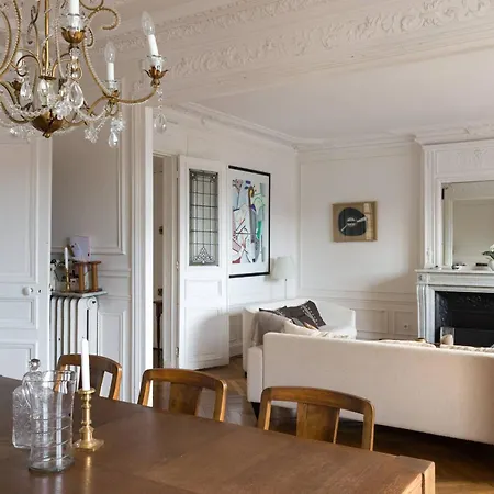 The Parisian Balcony شقة *